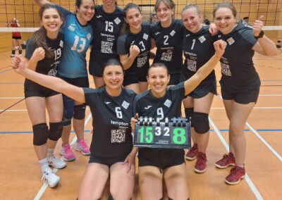 oben v.l.n.r. :Elli Utz, Saskia Brown, Paula Gartmann, Lara Hampe, Alina Bier, Betty Klein, Natalia Steinhauer / unten v.l.n.r.: Natalja Steinke, Ina Parschukow