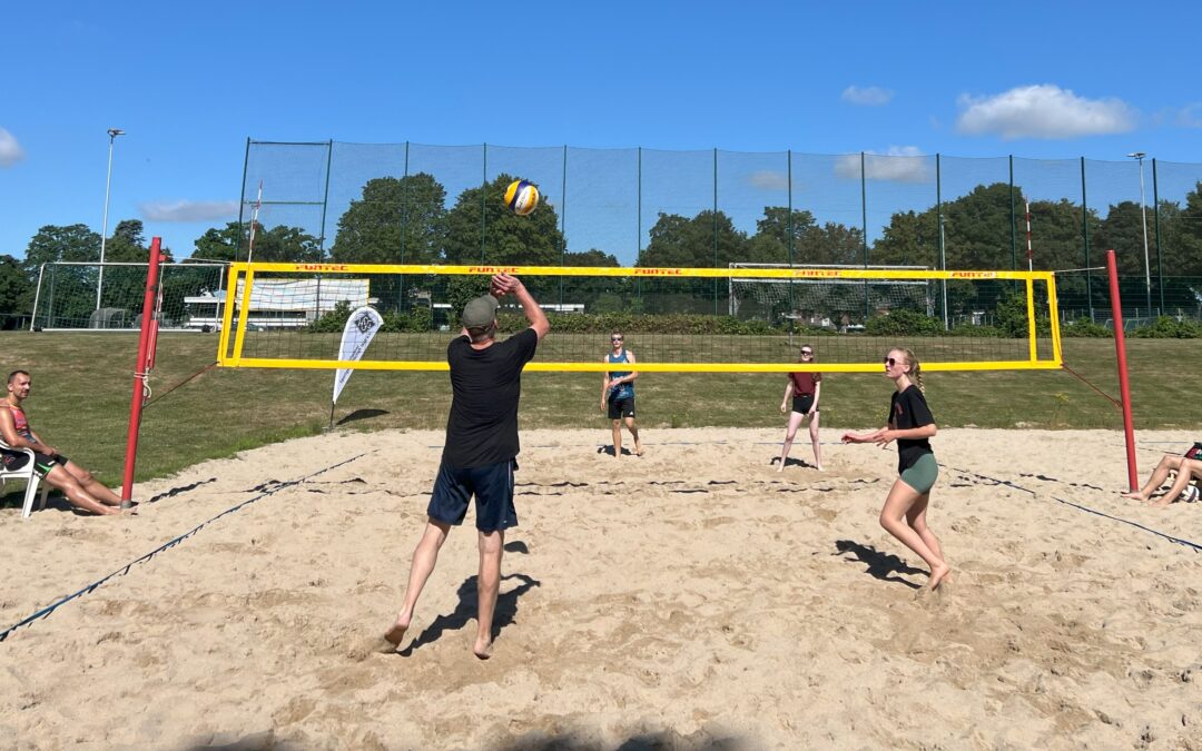 Beachvolleyball bei besten Bedingungen