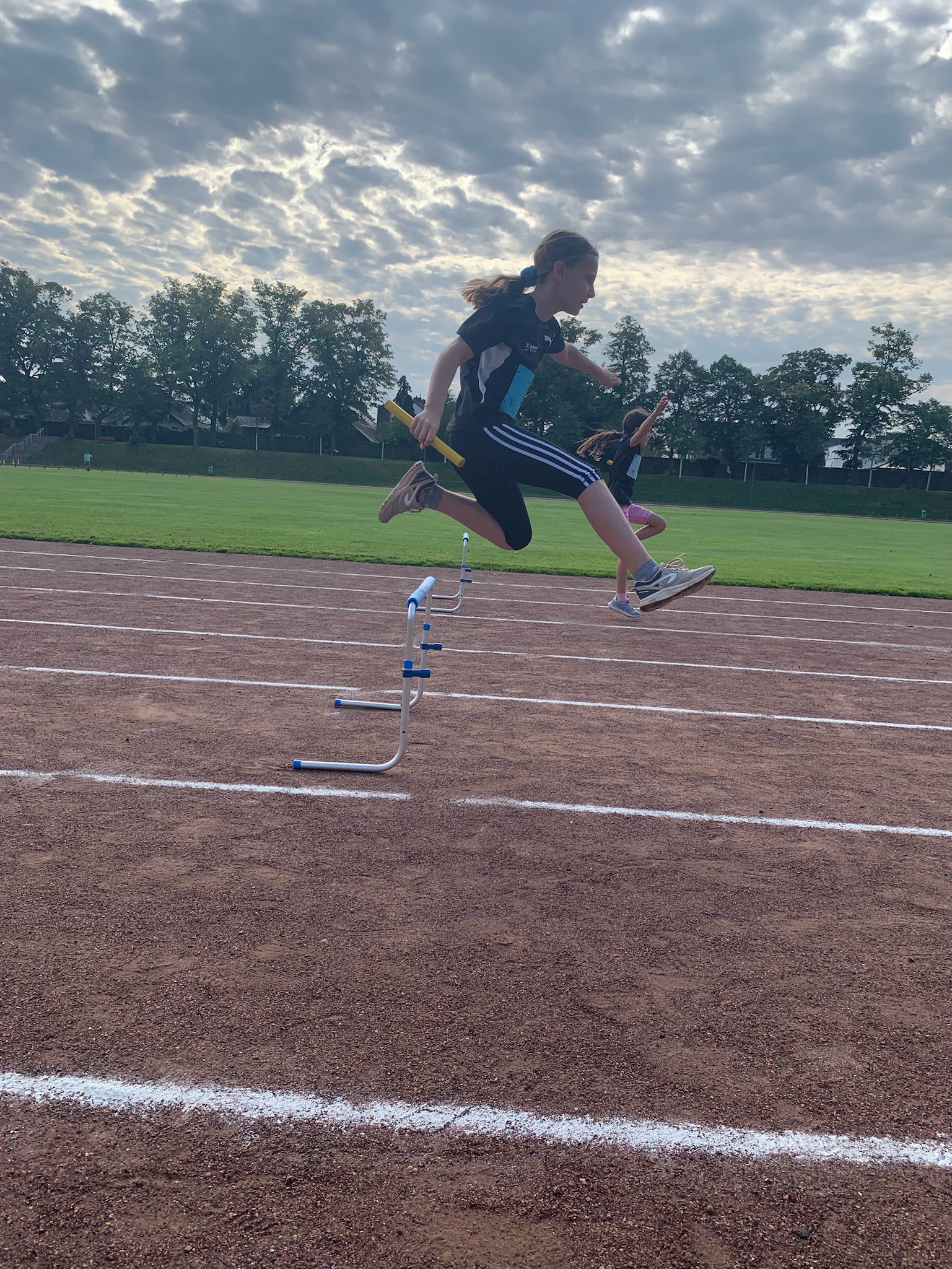 40m Hindernis-Sprint-Staffel U10